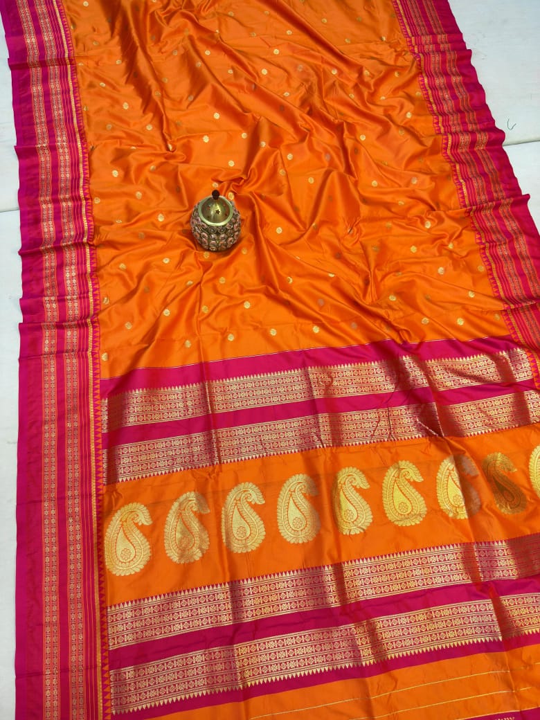 नारायणपेठ पैठणी साडी (Narayanpeth Paithani Saree)