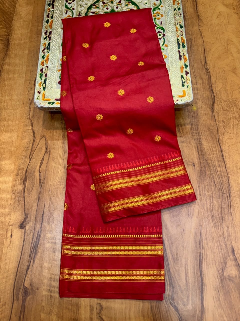 नारायणपेठ पैठणी साडी (Narayanpeth Paithani Saree)