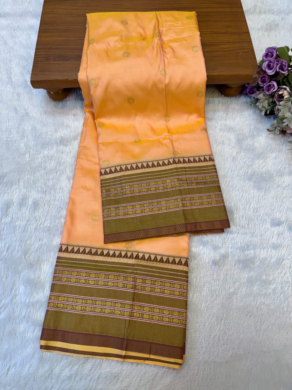 नारायणपेठ पैठणी साडी (Narayanpeth Paithani Saree)