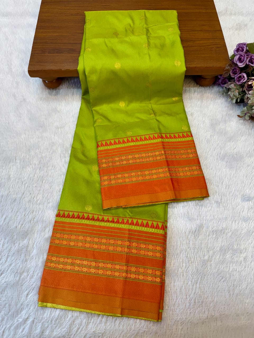 नारायणपेठ पैठणी साडी (Narayanpeth Paithani Saree)