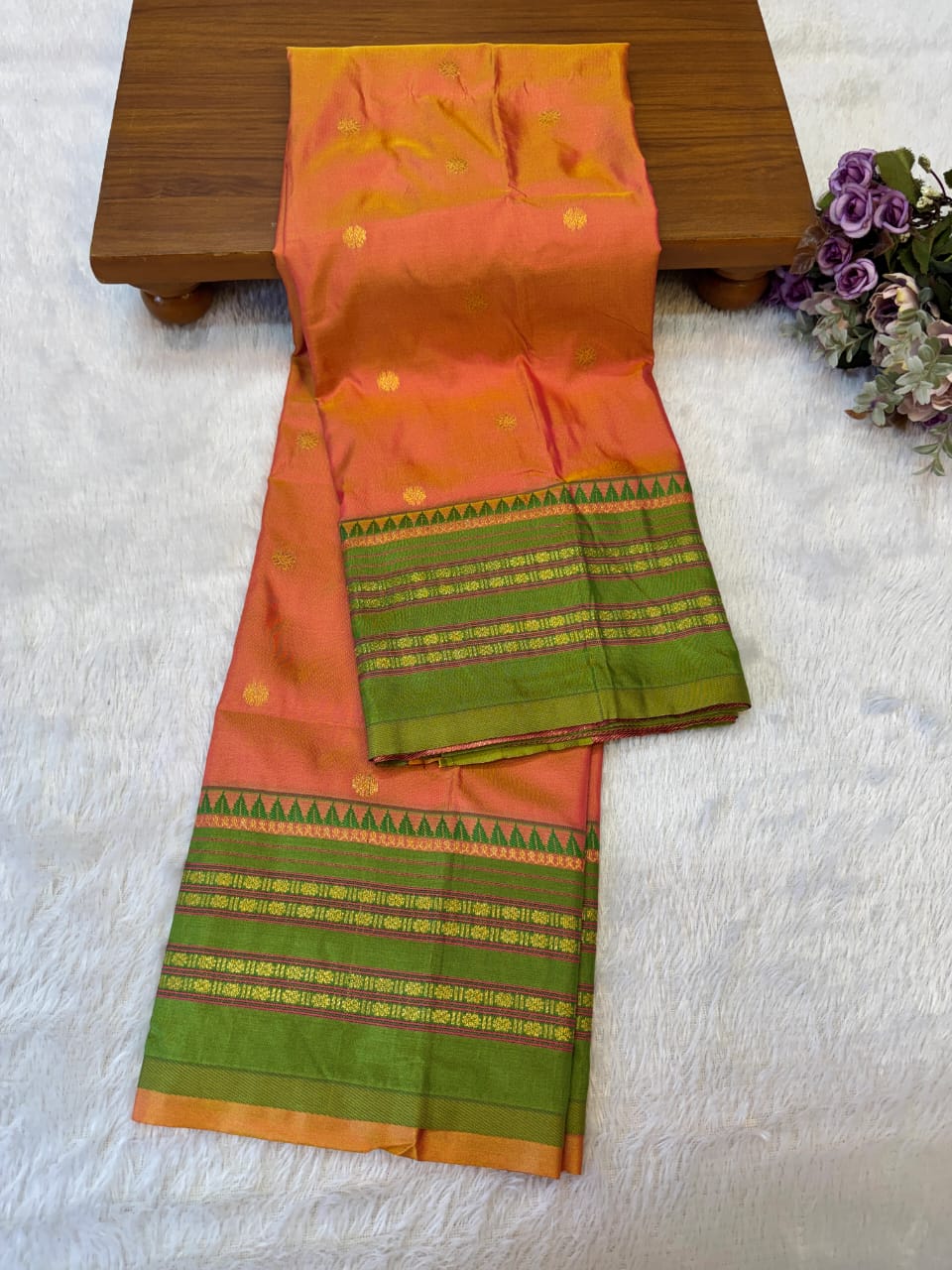 नारायणपेठ पैठणी साडी (Narayanpeth Paithani Saree)