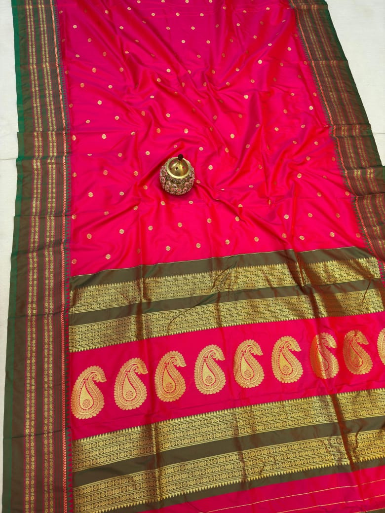 नारायणपेठ पैठणी साडी (Narayanpeth Paithani Saree)