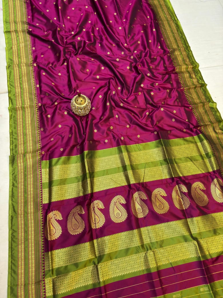 नारायणपेठ पैठणी साडी (Narayanpeth Paithani Saree)